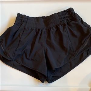 Lululemon Speed Shorts 2.5” size 4